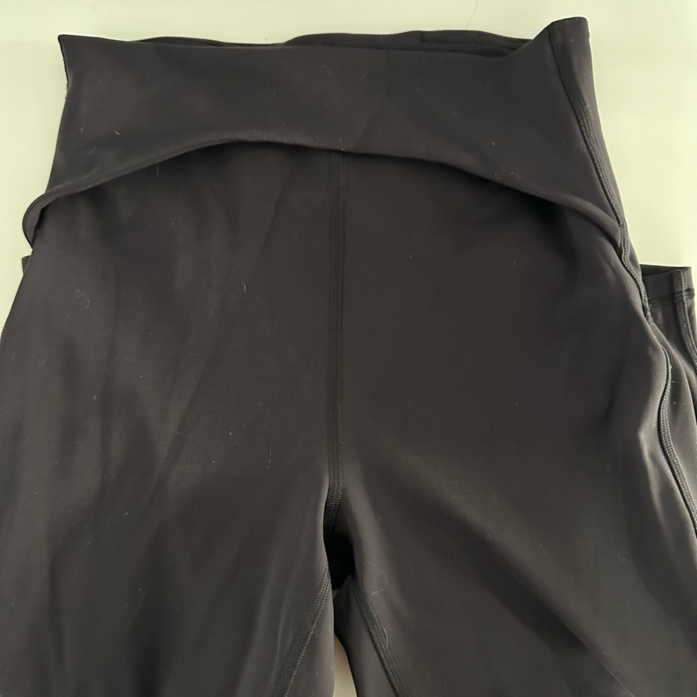 Lululemon black leggings